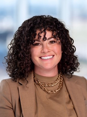 laura knaster headshot