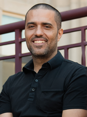 Dr. Goncalo Martins