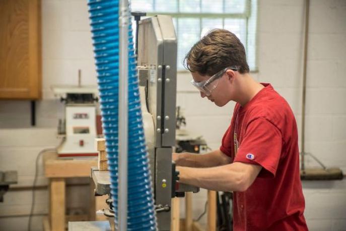 Innovation Labs: Hands-On Maker Spaces at DU | Engineering & Computer ...